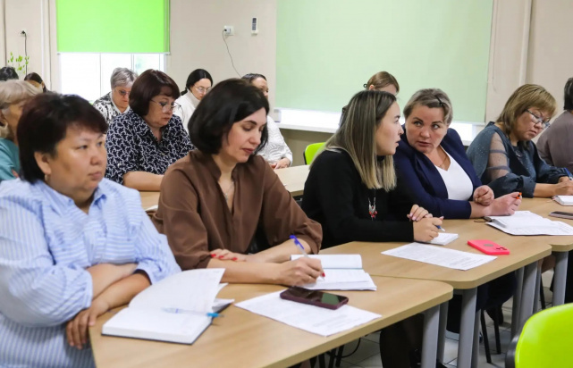 В Республике Хакасия для должностных лиц местного самоуправления проведен семинар по актуальным вопросам государственной регистрации уставов муниципальных образованийВ Республике Хакасия для должностных лиц местного самоуправления проведен семинар по актуальным вопросам государственной регистрации уставов муниципальных образований