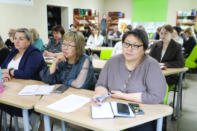 В Республике Хакасия для должностных лиц местного самоуправления проведен семинар по актуальным вопросам государственной регистрации уставов муниципальных образованийВ Республике Хакасия для должностных лиц местного самоуправления проведен семинар по актуальным вопросам государственной регистрации уставов муниципальных образований